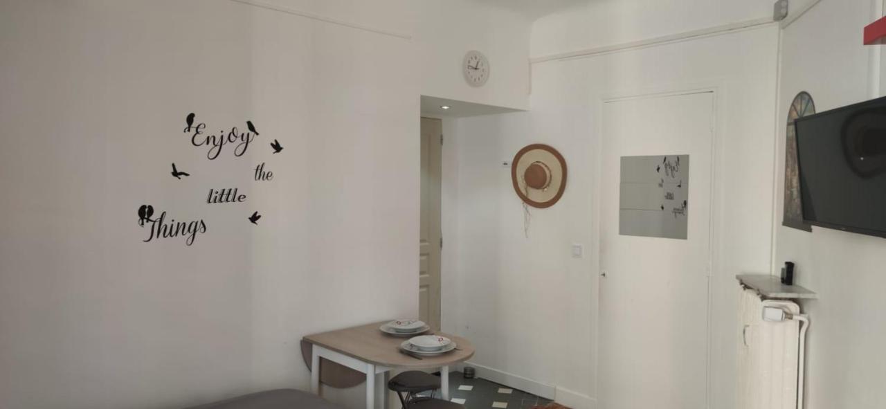 Jolie Chambre Independante Centre نيس المظهر الخارجي الصورة